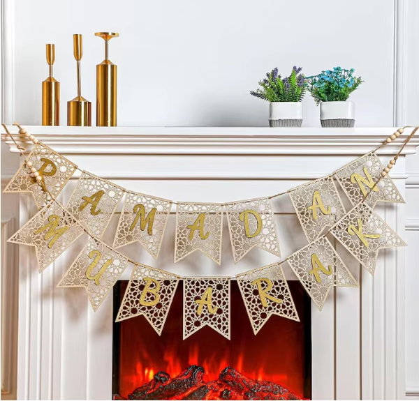 Ramadan Mubarak Wooden Garland Bunting- Gold 18x13cm