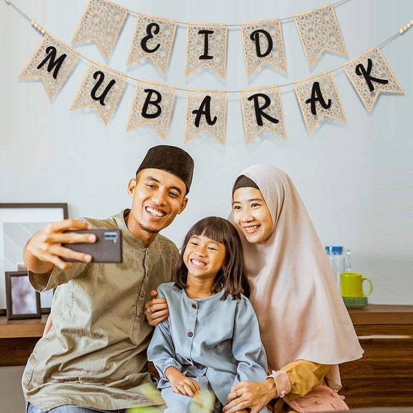 Eid  Mubarak Wooden Garland Bunting- Black 18x13cm